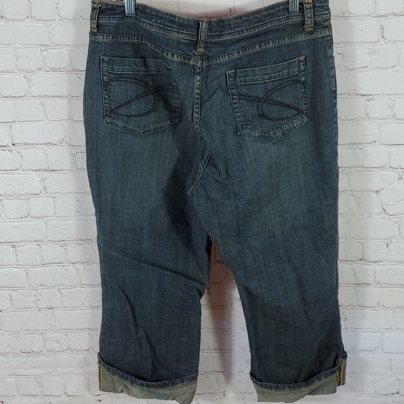 Chicos Size 16 Cropped Jeans - Picture 5 of 8